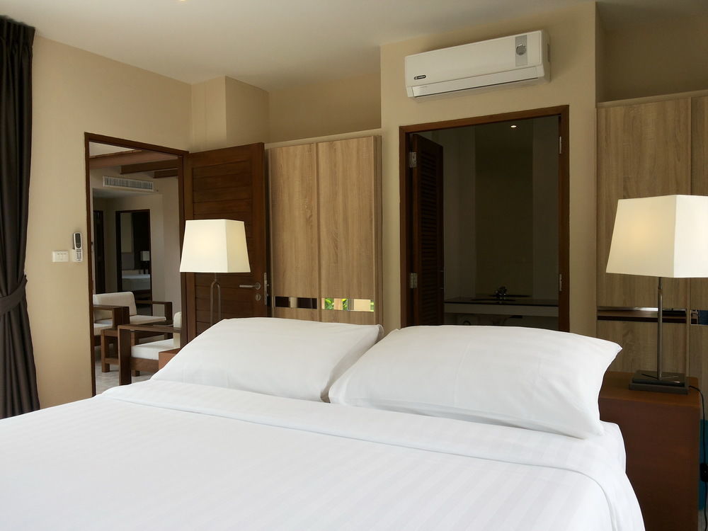 Sakoo Valley Naithon Beach Екстериор снимка